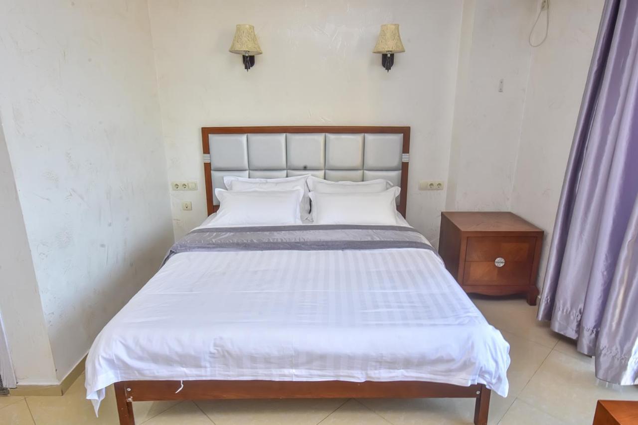 Hotel Chveni Sakhli Batum Dış mekan fotoğraf