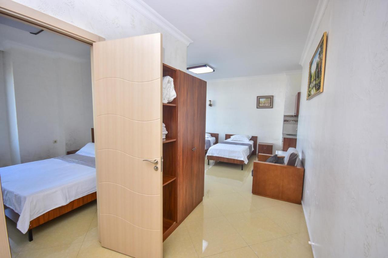 Hotel Chveni Sakhli Batum Dış mekan fotoğraf