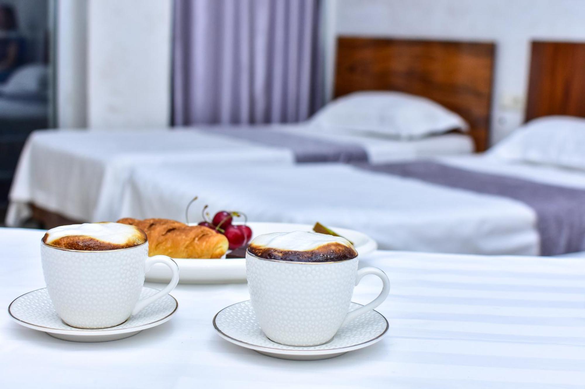 Hotel Chveni Sakhli Batum Dış mekan fotoğraf
